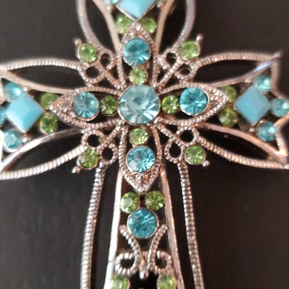 LARGE COLORFUL RHINESTONES CROSS PENDANT - Picture 2 of 6